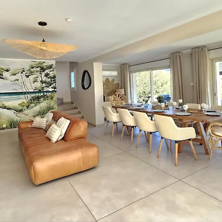 Villa La Bohem'azur Golfe St Tropez 170m2 5 Piscine Magnifique Vue Degagee Deco Boheme Chic