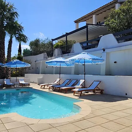 La Bohem'azur Golfe St Tropez 170m2 5 Piscine Magnifique Vue Degagee Deco Boheme Chic Villa