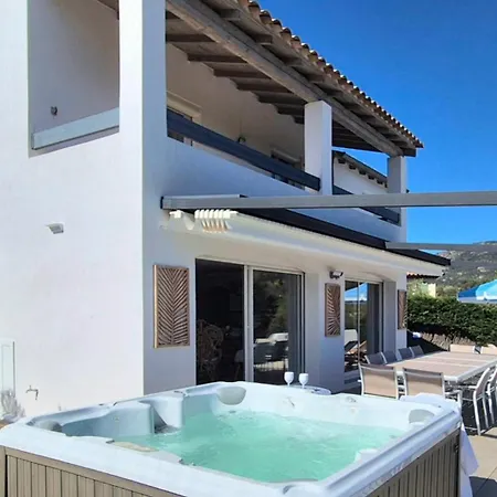 Villa La Bohem'azur Golfe St Tropez 170m2 5 Piscine Magnifique Vue Degagee Deco Boheme Chic *