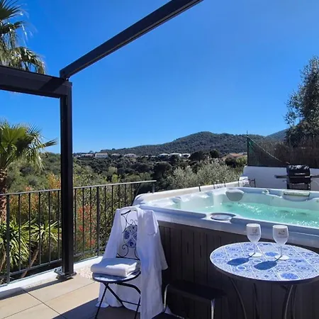 Villa La Bohem'azur Golfe St Tropez 170m2 5 Piscine Magnifique Vue Degagee Deco Boheme Chic