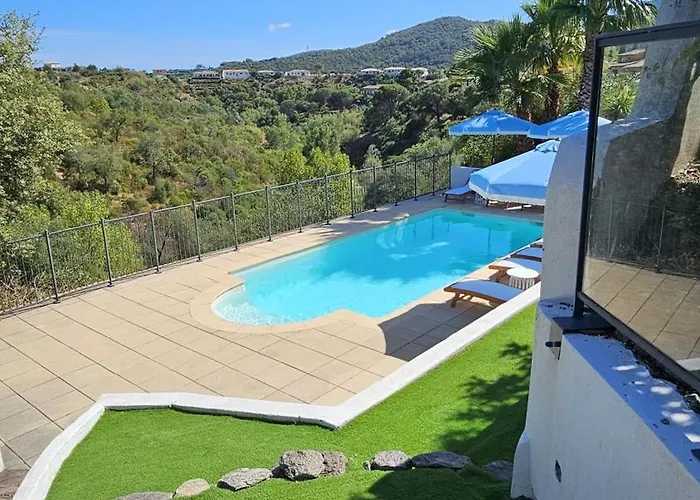 Villa La Bohem'azur Golfe St Tropez 170m2 5 Piscine Magnifique Vue Degagee Deco Boheme Chic *