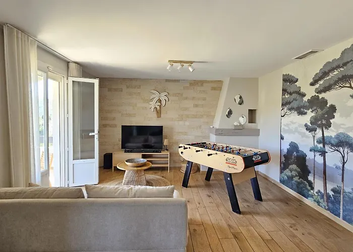 La Bohem'azur Golfe St Tropez 170m2 5 Piscine Magnifique Vue Degagee Deco Boheme Chic Villa Sainte-Maxime