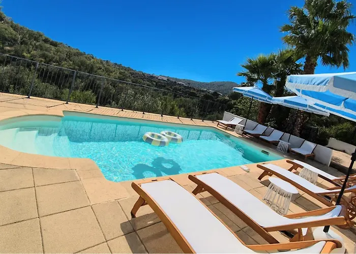 La Bohem'azur Golfe St Tropez 170m2 5 Piscine Magnifique Vue Degagee Deco Boheme Chic Villa Sainte-Maxime
