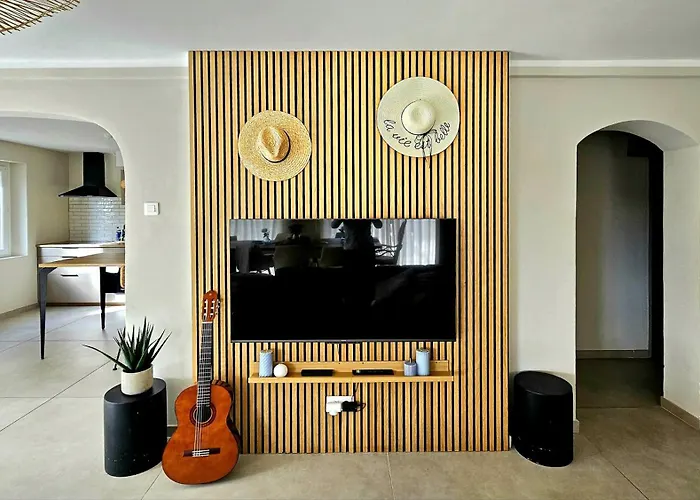 La Bohem'azur Golfe St Tropez 170m2 5 Piscine Magnifique Vue Degagee Deco Boheme Chic *