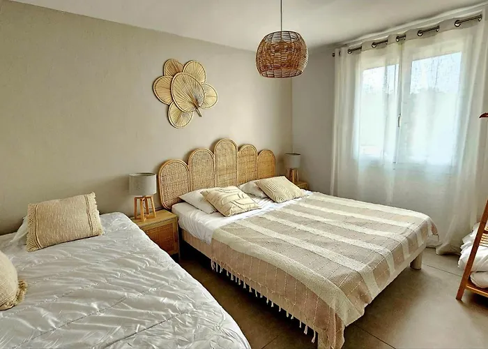 La Bohem'azur Golfe St Tropez 170m2 5 Piscine Magnifique Vue Degagee Deco Boheme Chic Villa Sainte-Maxime